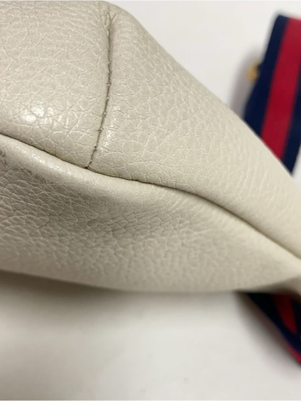 Gucci Cream Leather Belt Bag with Green-Red Web and Navy-Red Strap - Picture 3 of 11